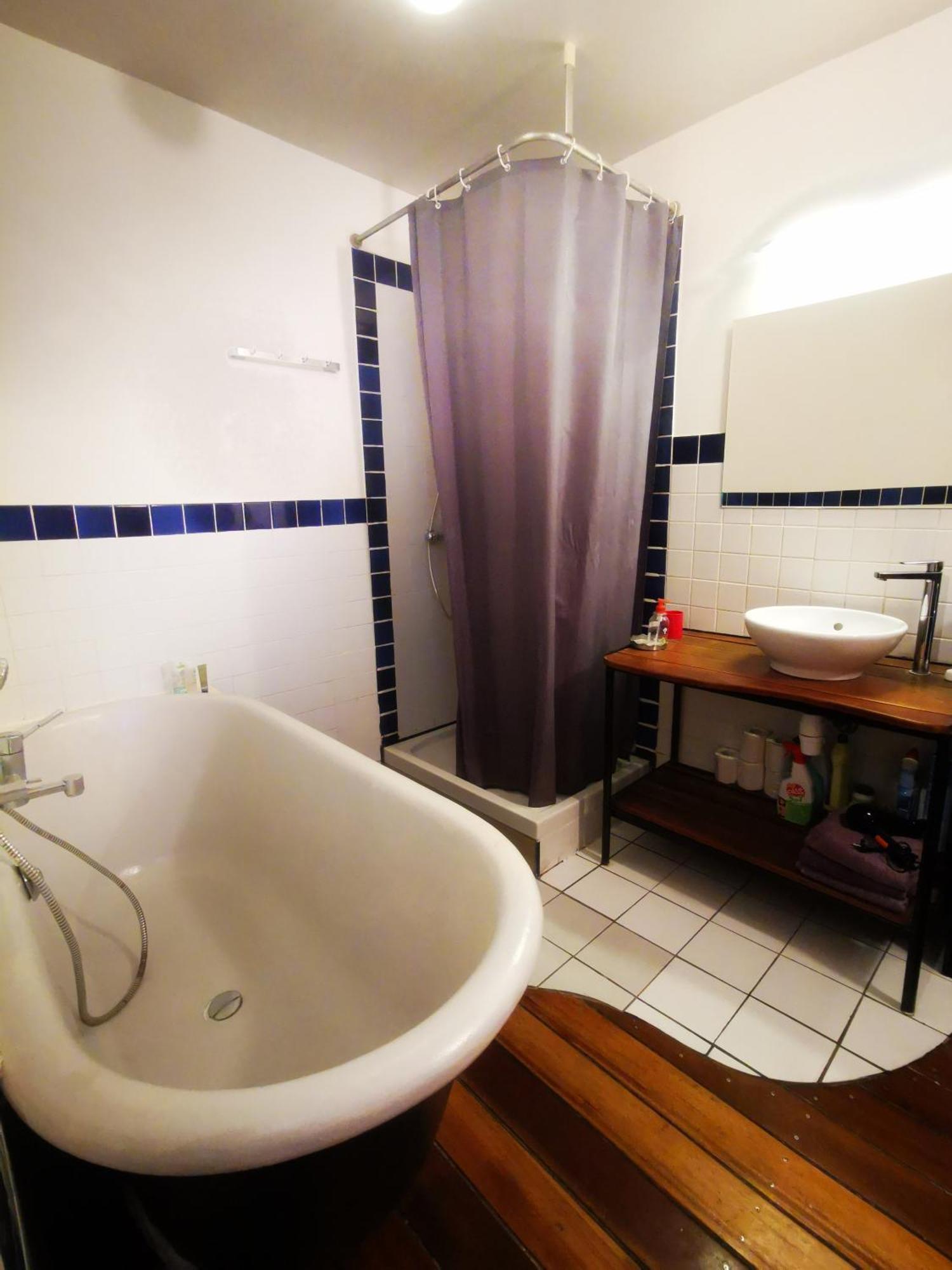 Trentemoult : Charmante Grande Maison Avec Vue Sur Loire 105 M2 Reze Luaran gambar